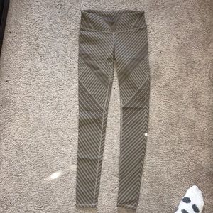 ALO Yoga leggings size XS